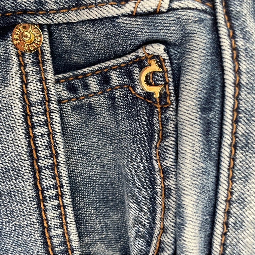 True Religion Women's Skinny Jeans in Medium Blue Wash - Picture 3 of 7